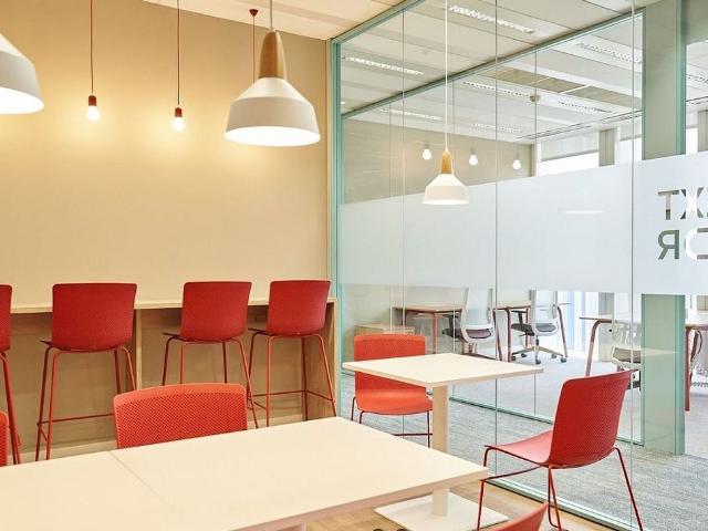 Oficina en alquiler en La Mina - districte 6, Barcelonès