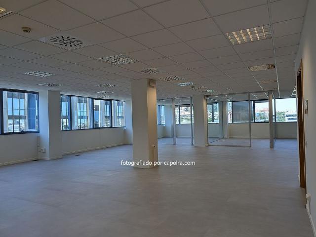 Oficina en alquiler en Baix Llobregat, Catalunya