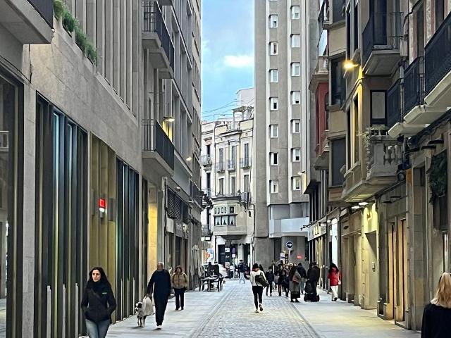 Oficina en alquiler en el Mercadal, Gironès
