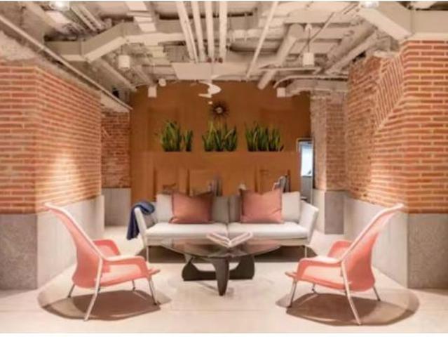 Local Comercial en alquiler en Cortes, Madrid
