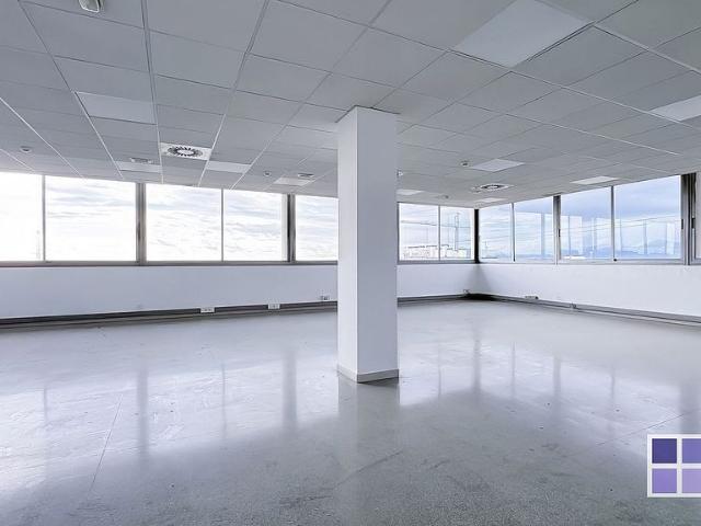 Oficina en alquiler en Sant Just Desvern, Barcelona