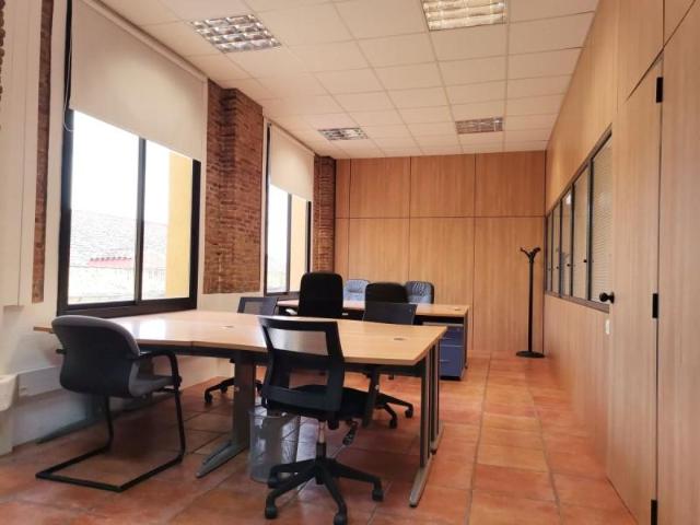 Oficina en alquiler en Cornellà De Llobregat