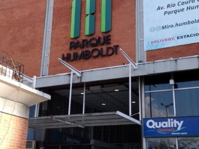 Oficina en venta en Boca De Uchire, Miranda