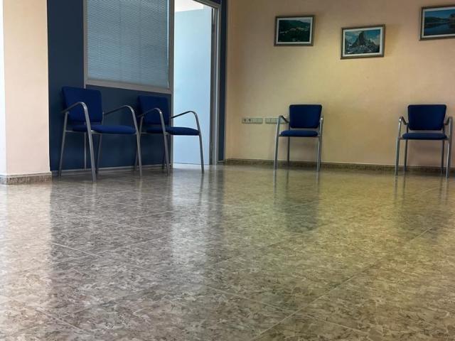 Oficina en alquiler en El Ejido, Santa María del Águila