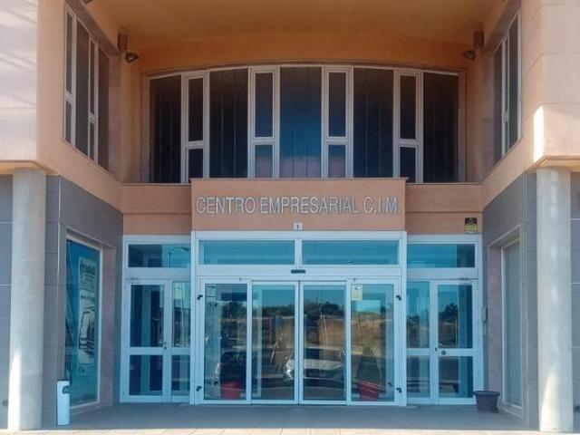 Oficina en alquiler en El Ejido