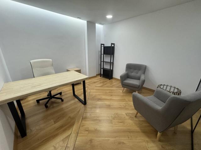 Oficina en alquiler en Elche, Valencia