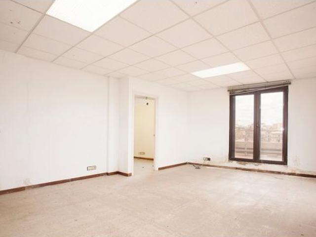 Local Comercial en alquiler en Figueres