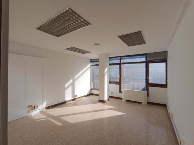 Oficina en alquiler en Getxo