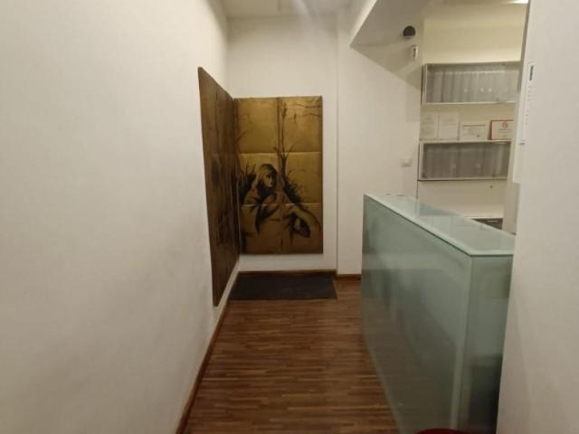 Oficina en alquiler en Granada, San Ildefonso Oficina en alquiler en Granada, San Ildefonso