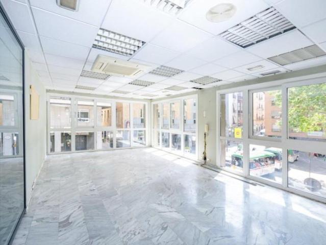 Oficina en alquiler en Granada