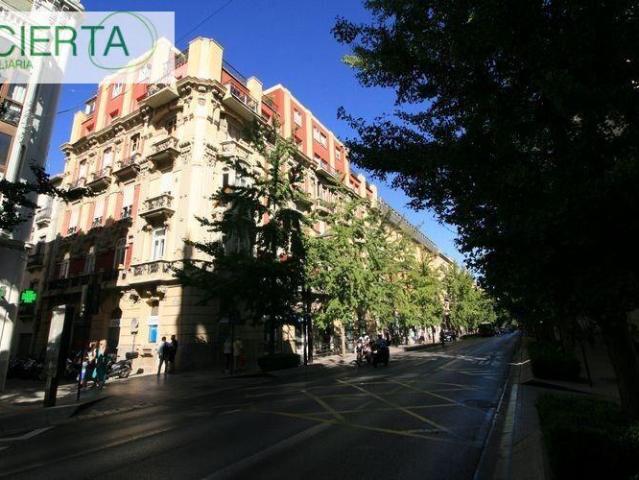 Oficina en alquiler en Granada, Centro - Sagrario