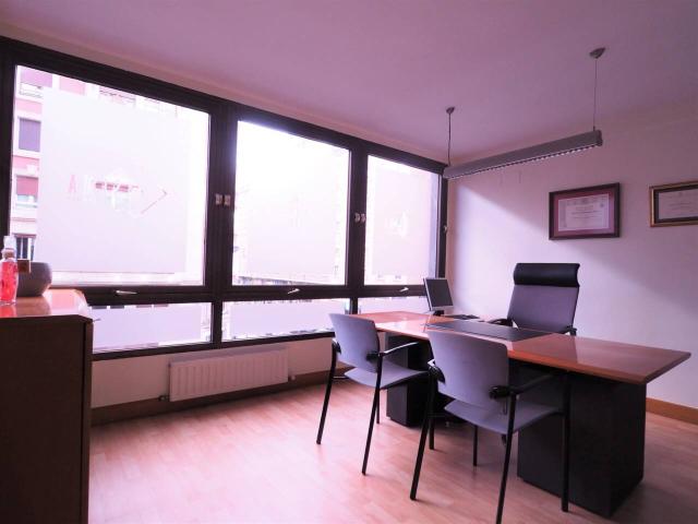 Oficina en alquiler en Abando, Bilbao