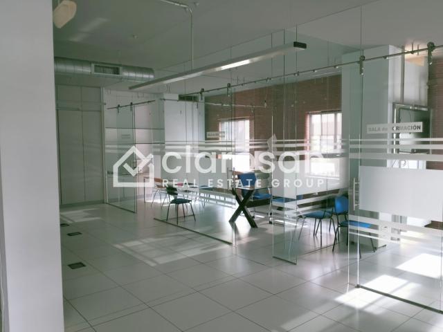 Local Comercial en venta en Málaga, Campanillas