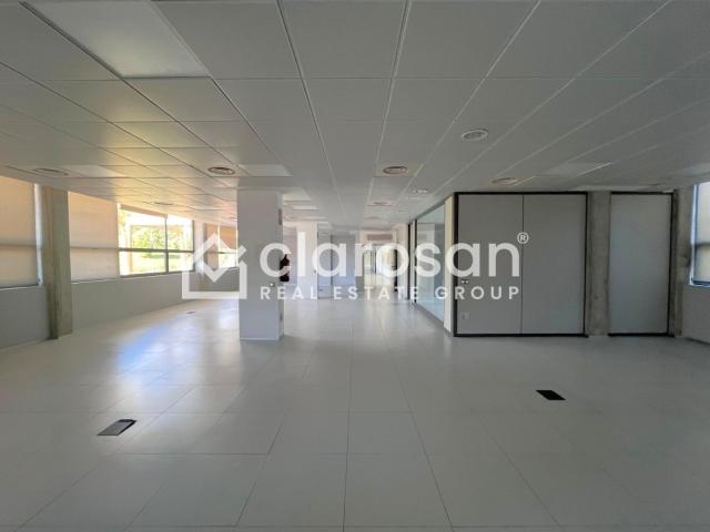 Local Comercial en venta en Málaga, Santa Rosalía-Maqueda