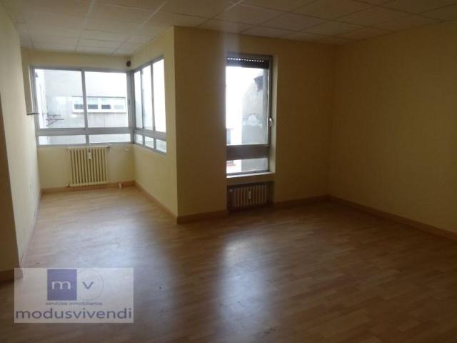 Oficina en alquiler en León, Centro