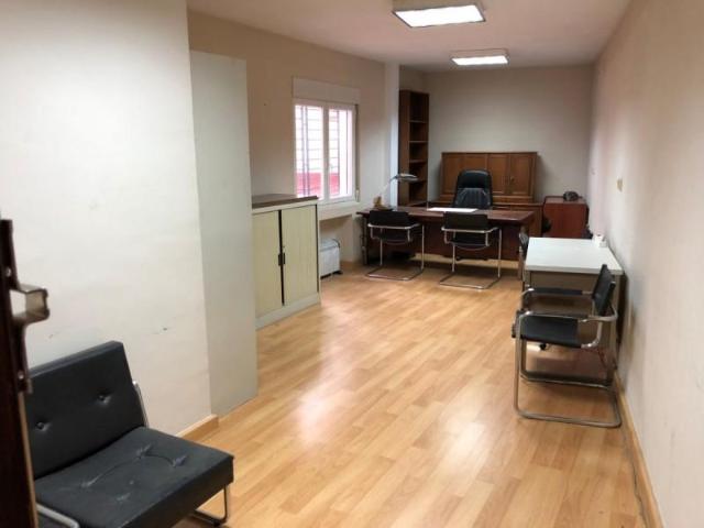 Oficina en alquiler en León, Centro