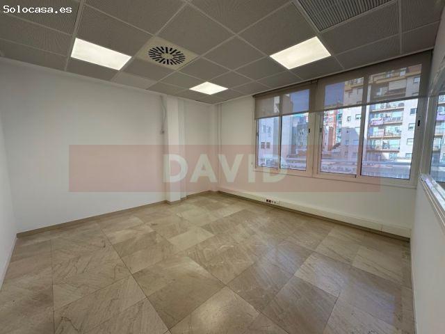 Oficina en venta en les Corts, Barcelonès