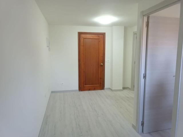 Oficina en alquiler en Llanes