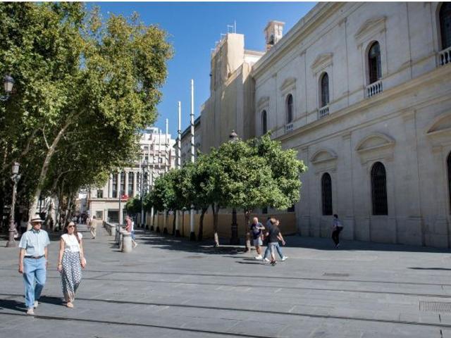 Local Comercial en alquiler en Sevilla, Alfalfa