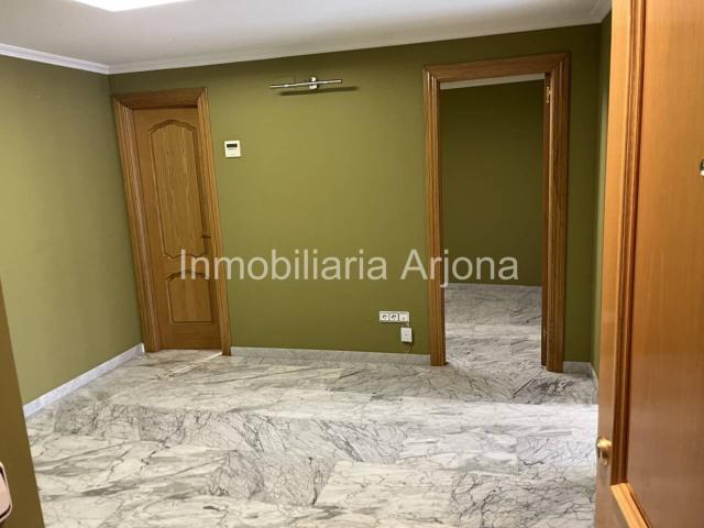 Oficina en alquiler en Lucena, Zona 2 (Centro y San Francisco)