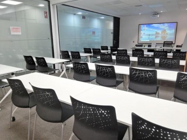 Oficina en alquiler en Tetuán, Medina-sidonia