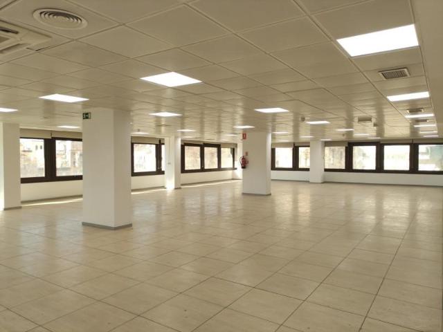 Oficina en alquiler en Madrid, Castillejos