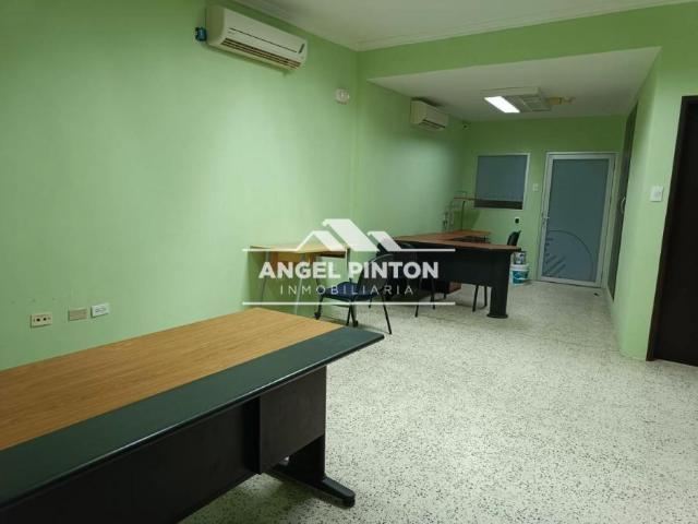Oficina en alquiler en Zulia