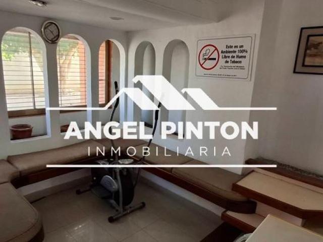 Oficina en alquiler en Cacique Mara, Maracaibo