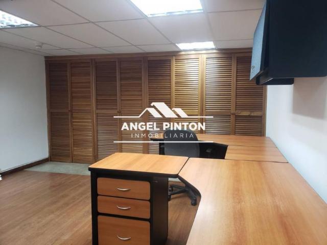 Oficina en alquiler en Santa Rita, Zulia