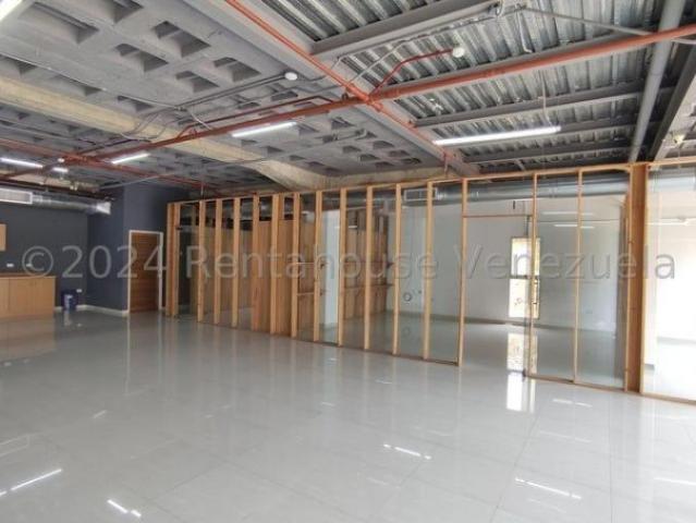 Oficina en alquiler en Cacique Mara, Maracaibo