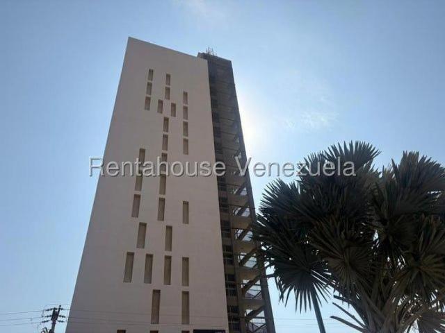 Oficina en alquiler en Cacique Mara, Maracaibo