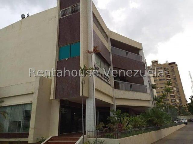 Oficina en alquiler en Cacique Mara, Maracaibo