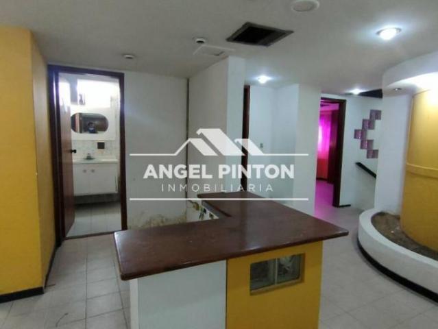 Oficina en alquiler en Cacique Mara, Maracaibo