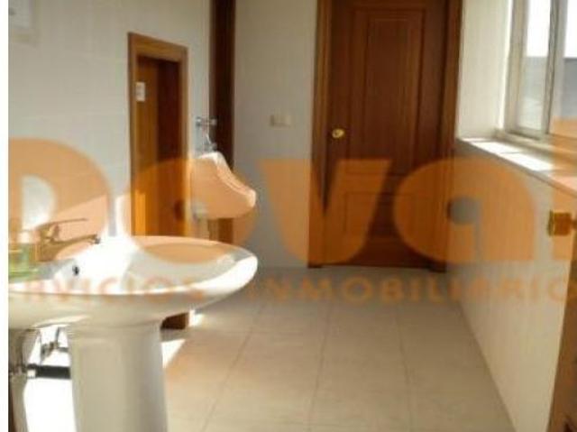 Local Comercial en alquiler en O Porriño, Vigo