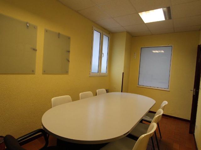 Oficina en alquiler en Avilés, Versalles