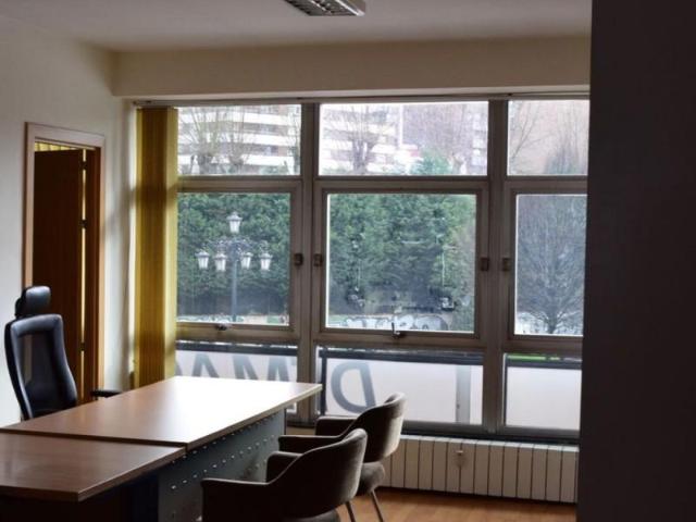 Oficina en alquiler en Oviedo, Asturias