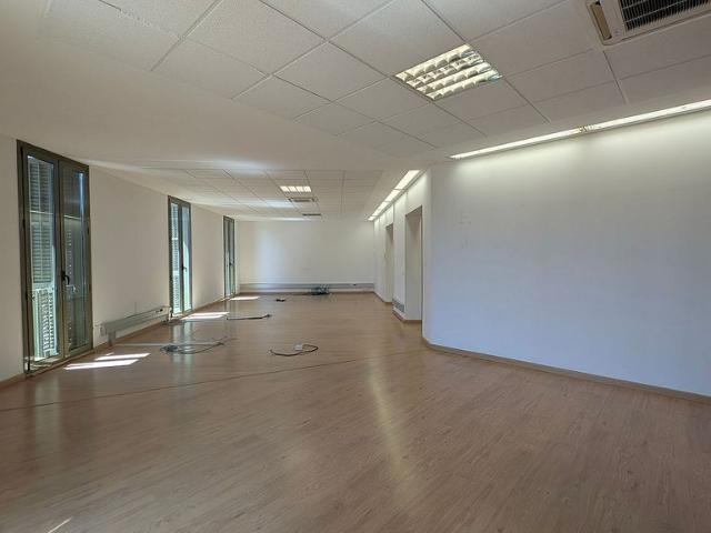 Oficina en alquiler en Barcelona, la Vila de Gràcia