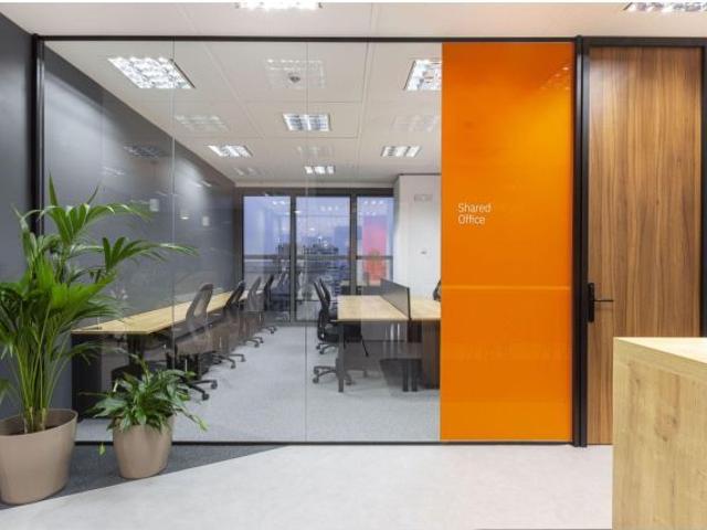 Local Comercial en alquiler en Castilla, Madrid