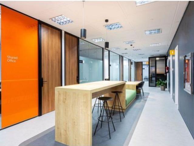 Local Comercial en alquiler en Castilla, Madrid