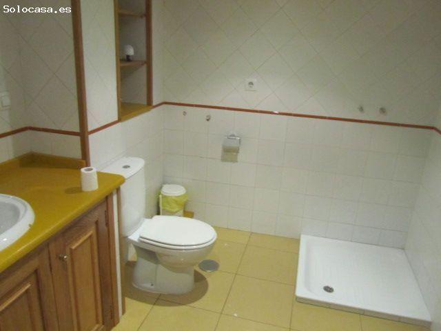 Local Comercial en alquiler en Pontevedra, A Eiriña