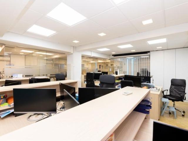 Local Comercial en alquiler en Centro, Comarca de la Vega de Granada