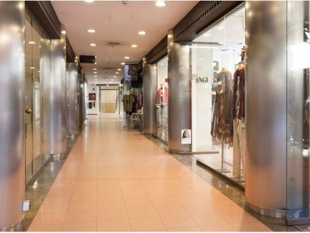 Local Comercial en alquiler en Vallès Occidental, Catalunya