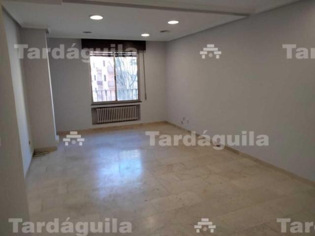 Oficina en alquiler en Salamanca, Centro