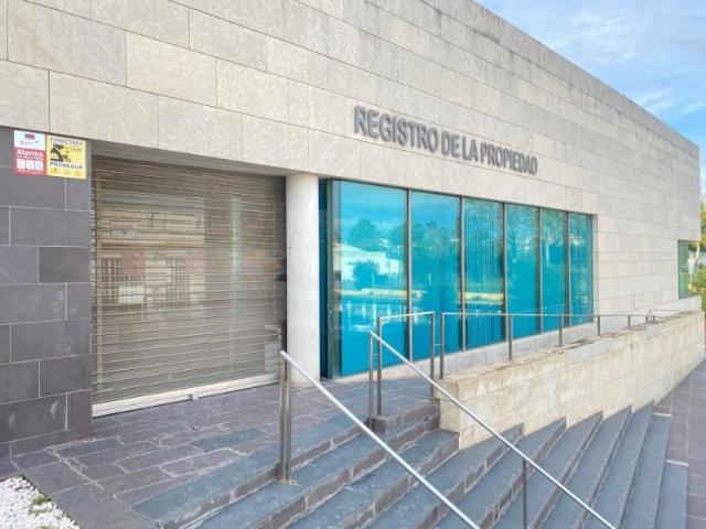 Oficina en alquiler en Sanlúcar La Mayor