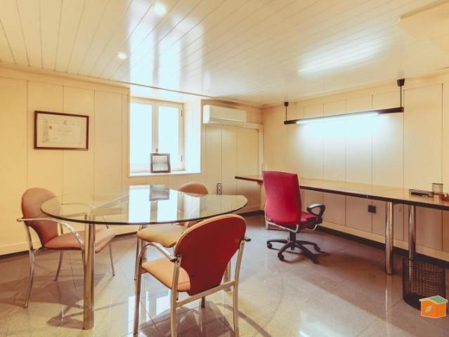 Oficina en alquiler en Montsià, Catalunya