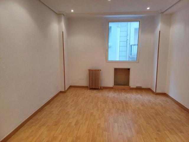 Oficina en alquiler en Correos, Santander