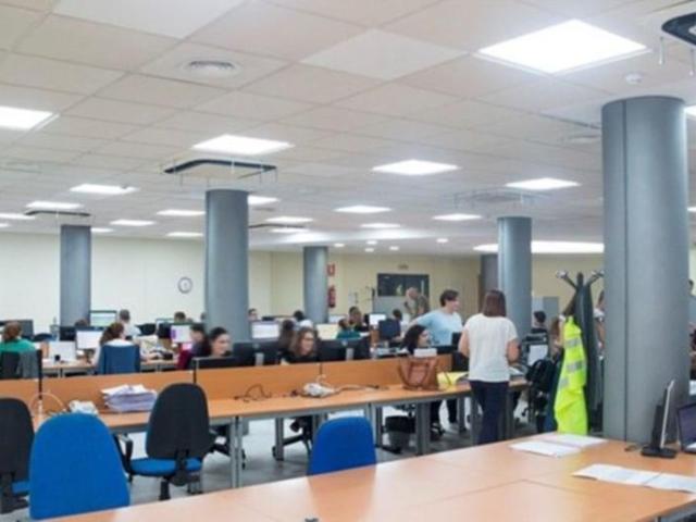 Oficina en alquiler en Distrito Norte, Sevilla