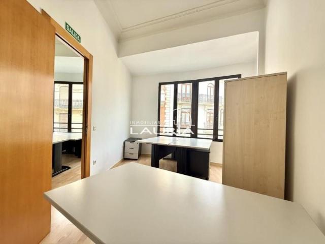 Oficina en alquiler en Extramurs, Comarca de València