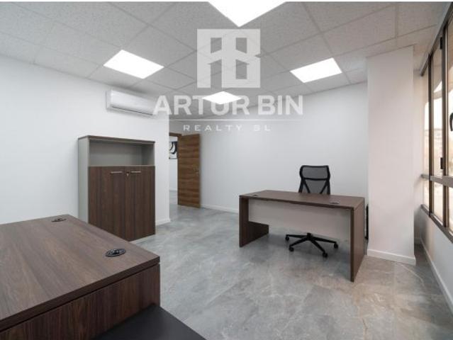 Local Comercial en alquiler en Ciutat Vella, Comarca de València