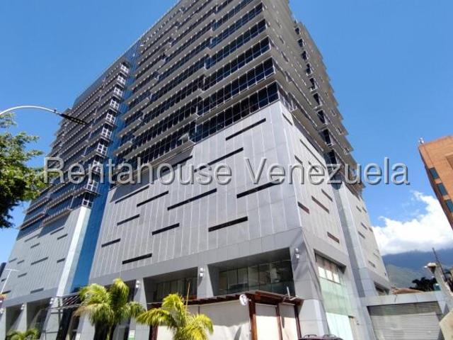 Oficina en alquiler en Urbanización Loma Larga, Caracas